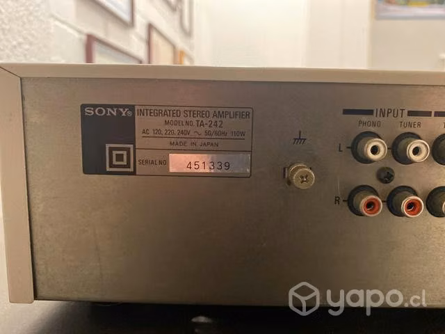 Amplificador Sony de 35 wats tape phono tuner