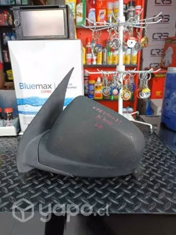 Espejo izquierdo chevrolet N300 2012 Usado