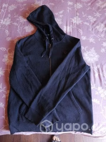 Pack de polerones y camisa
