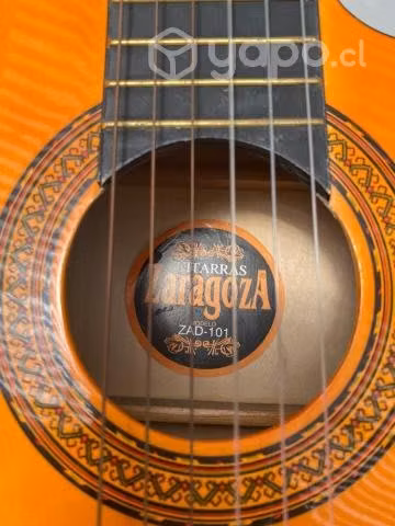 Guitarra acústica Zaragoza