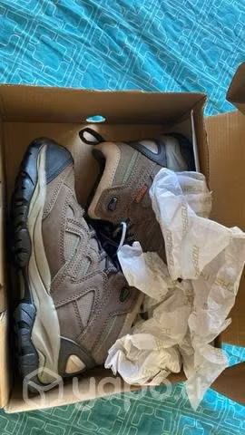 Zapatos de seguridad norseg nuevos talla 40