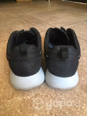 Zapatillas nike poco uso US9 - Imagen 2