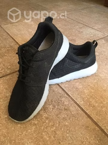 Zapatillas nike poco uso US9