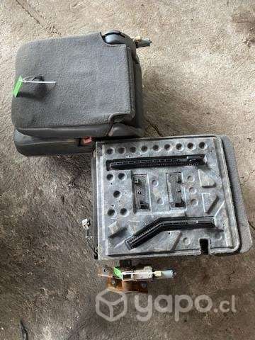 Juego asientos con pantalla (FE285) Ford Explorer - Imagen 2