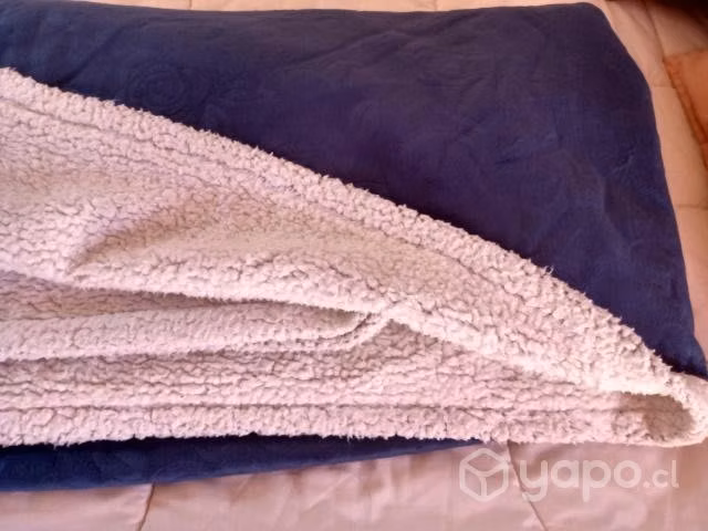 Vendo colcha achiporrada para cama
