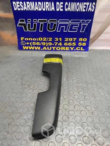 Moldura tapiz trasero izquierdo New Actyon 2015