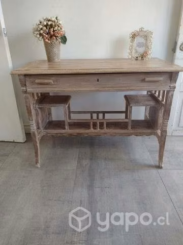 Escritorio y silla de buena madera - Imagen 2