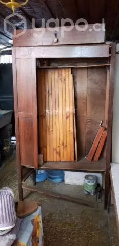 Closet antiguo para reparar