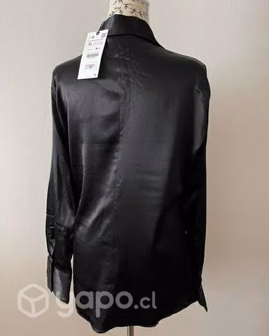 Blusa satinada negra Zara - Imagen 2
