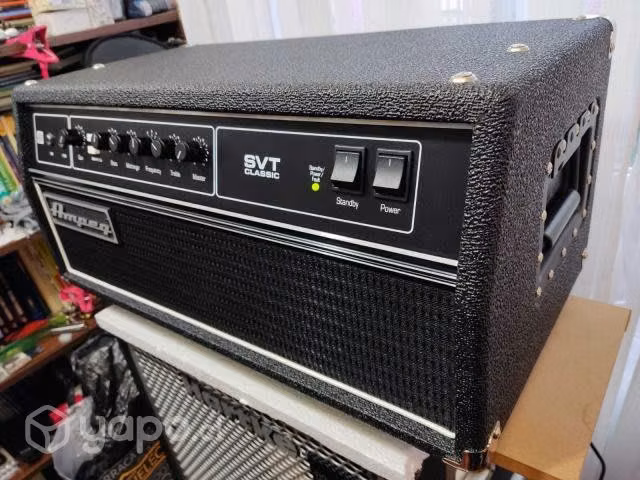 Amplificador a Tubos AMPEG SVT Classic CABEZAL