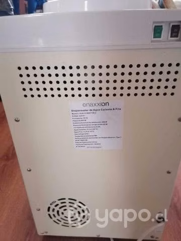 Dispensador de agua fría y caliente
