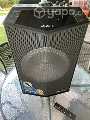 Parlante karaoke máster g más micrófono
