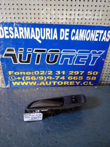 Manilla interior puerta delantera derecha Ford Tra