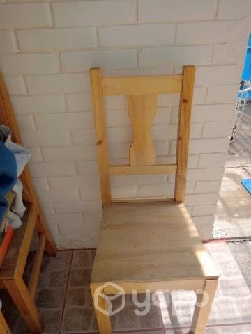 Sillas de madera de pino radita
