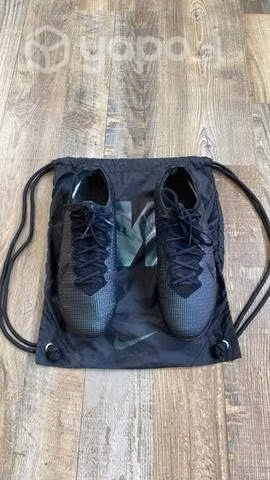 Zapatos de fútbol