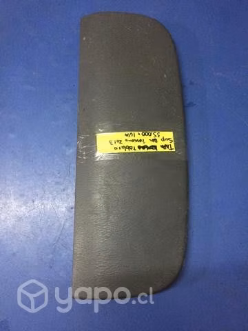 Tapa tablero derecho superior Nissan Terrano