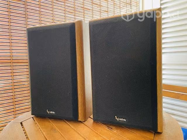 Parlantes infinity