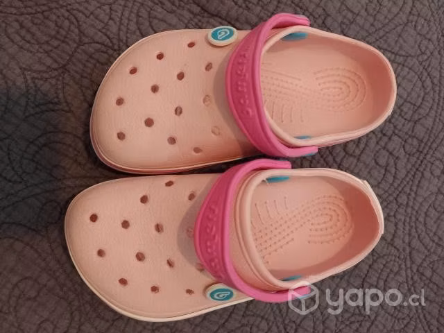 6 pares de zapatos de niñita