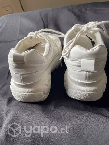 Zapatillas blancas de plataforma - Imagen 4