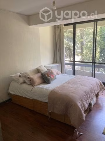 Cama 2 plazas de madera con cajones