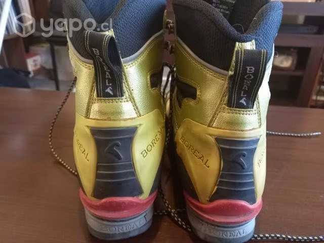 Bota montaña mujer Nelion Boreal