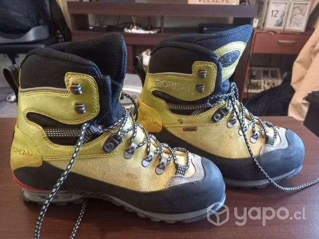 Bota montaña mujer Nelion Boreal