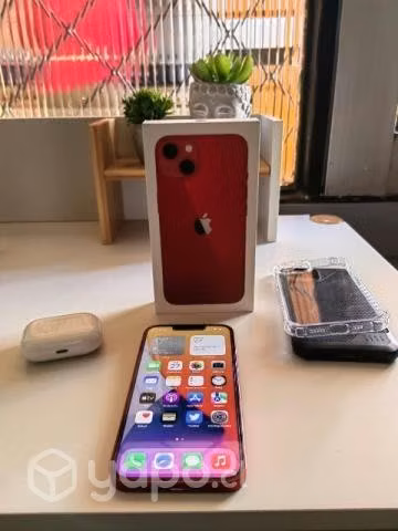 IPhone 13 + AirPods Pro