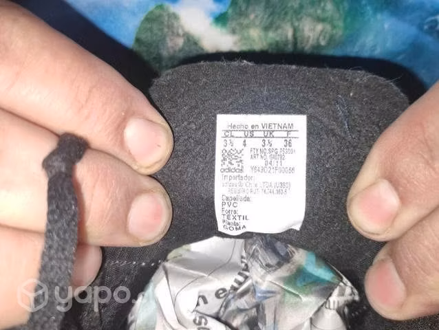 Zapatillas de Fútbol Adidas talla 36 - Imagen 4
