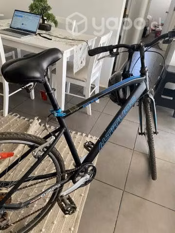 Bicicleta altitude poco uso