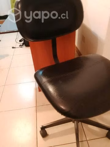 Escritorio con silla - Imagen 2