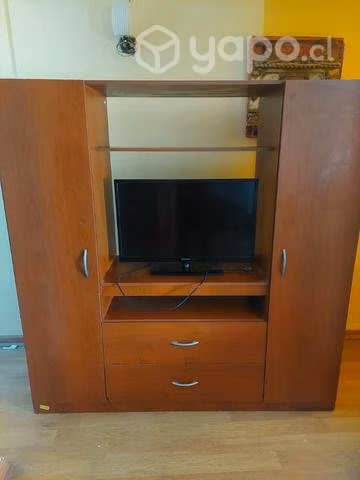 Closet más televisor
