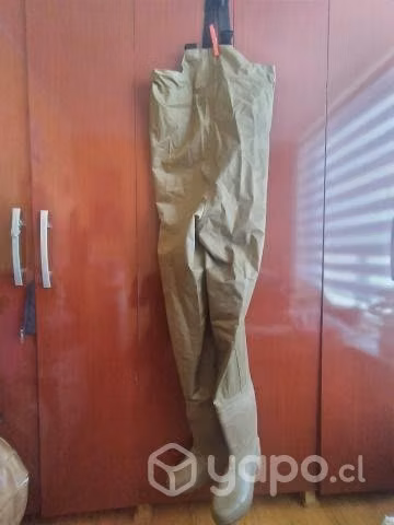 wader y botas largas de pesca