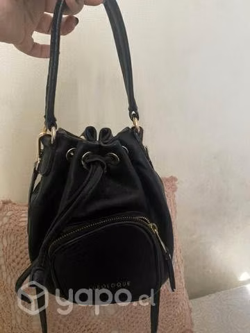 Cartera 100 % cuero