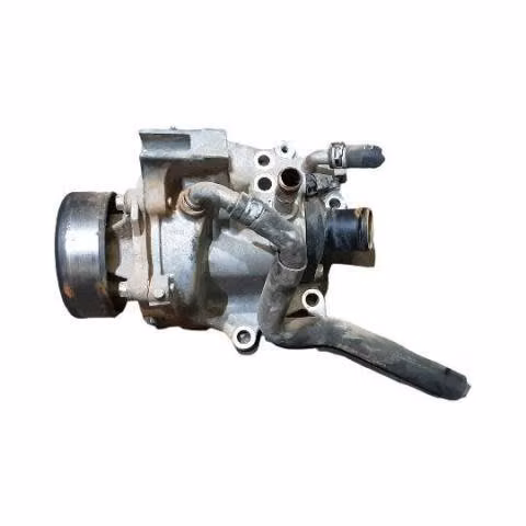 Bomba de agua nissan qashqai 2015