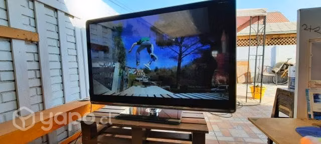 TV 65" Sharp LC-60LE820UN - Imagen 3