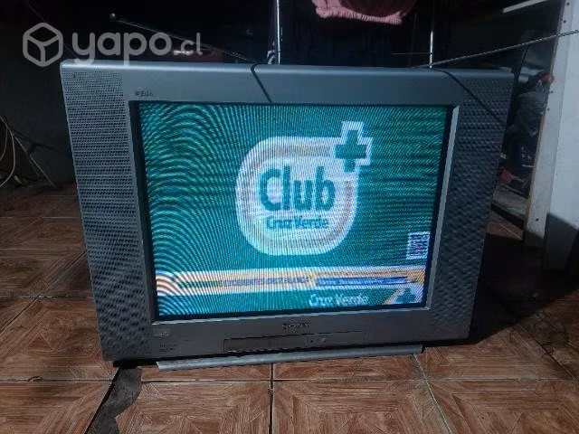 Tele sony antigua con antena en buenas condiciones