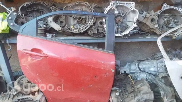 Puerta trasera derecha kia rio 2012 original
