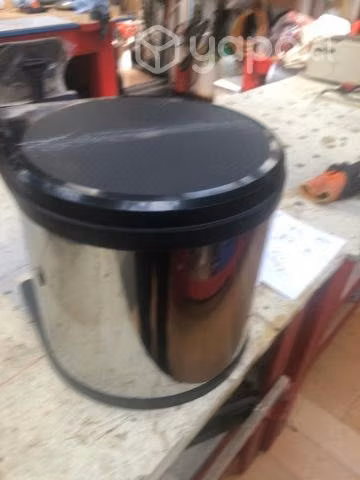 Basurero Puerta Cocina