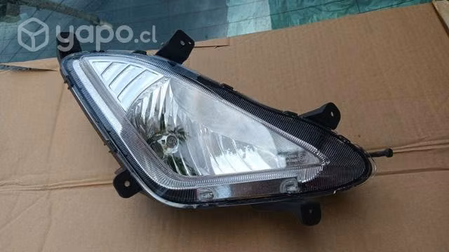 Neblinero derecho Hyundai Elantra 2014-2016