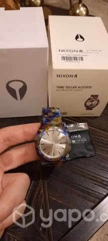 Reloj Nixon Nuevo caja 37mm Cristal Mineral - Imagen 3