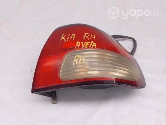 Farol trasero derecho Kia avella importadora