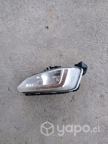 Neblinero Hyundai Santa fe izquierdo 13 al 15
