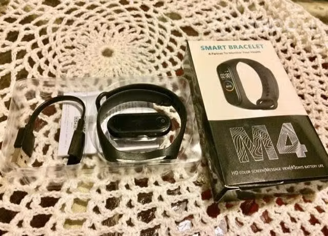 Reloj inteligente con DOS CORREAS. NUEVO - Imagen 3