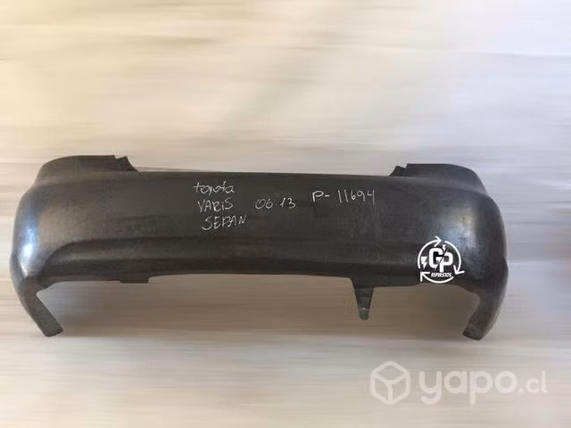 Parachoque Trasero Toyota Yaris sedan 2006 2013