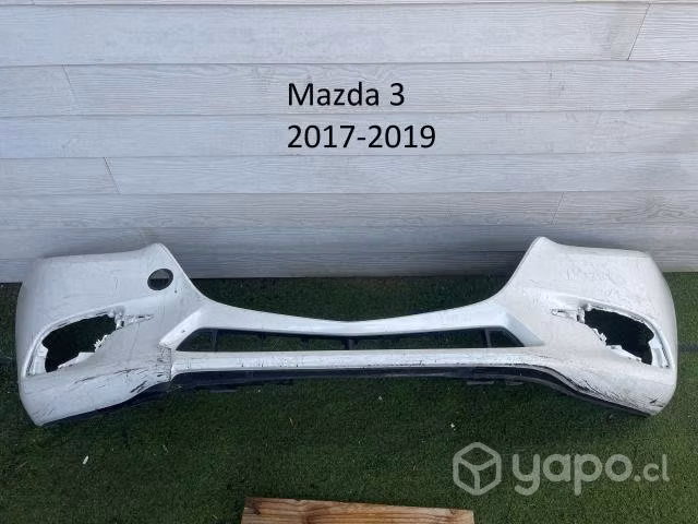Parachoque delantero Mazda 