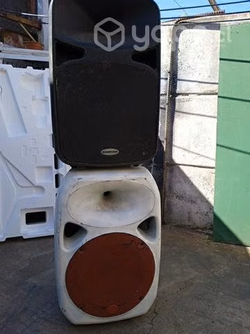 Parlantes pasivos Titan 15
