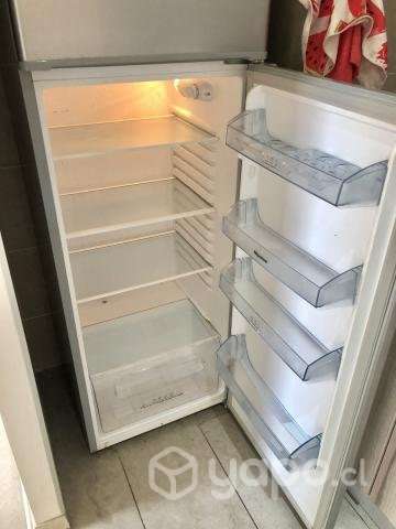 Refrigerador Hisense - Imagen 3