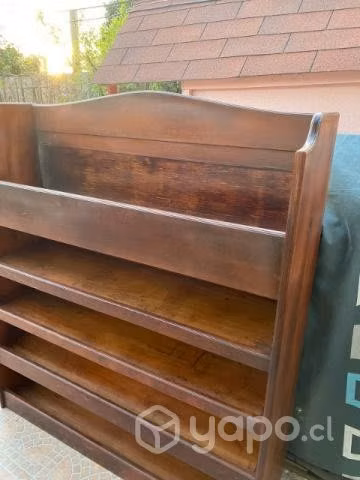 Estante de madera