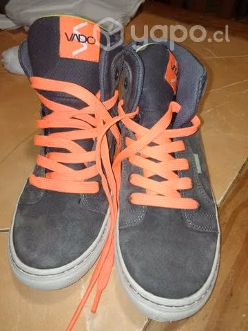 Zapatillas reno cuero talla 38