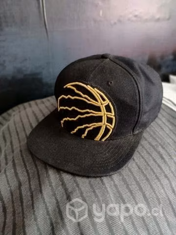 Gorro nba y porta gorros